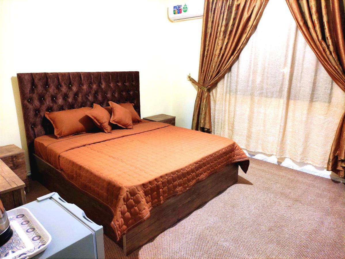 Majido Hotel Wadi Musa Luaran gambar